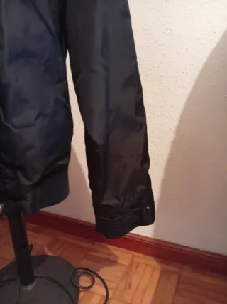 Cazadora hombre negra