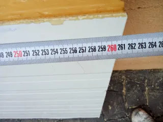 Panel sándwich aislante