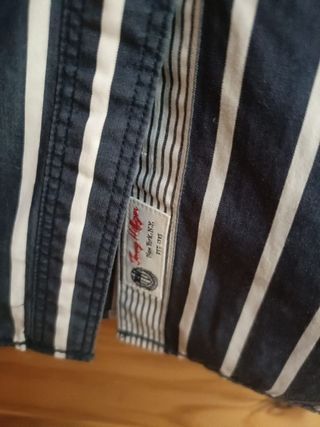 Camisa Tommy Hilfiger Color Azul Marino y Blanco