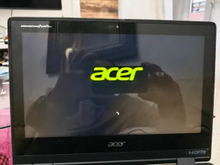 Portátil Acer TravelMate B Negro