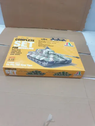 Maqueta Italeri Sd.Kfz. 182 King Tiger 1:72