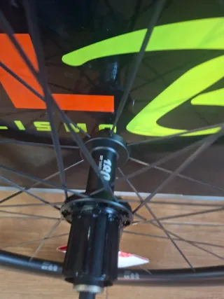 Juego ruedas dt swiss 1100 acr