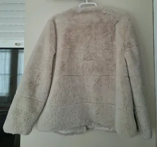 Chaqueta pelo sintético Sfera Talla M