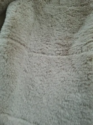 Chaqueta pelo sintético Sfera Talla M