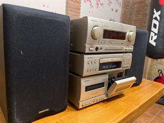 Equipo de musica ONKYO