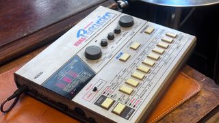 Korg DDM-220 Super Percussion Drum Machine