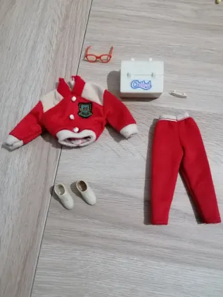 Lote Chabel: Bañera Spa y Ropa University