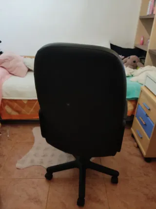 Silla de escritorio negra