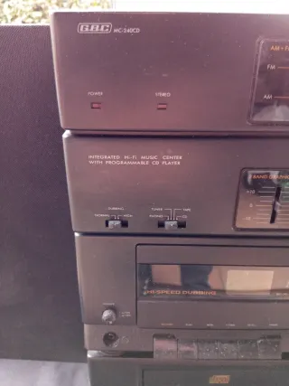 Stereo GBC per pezzi di ricambio - Radio funzionan