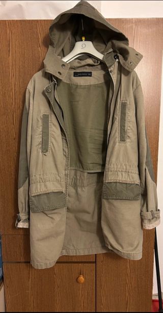 Soprabito Zara con cappuccio beige/verde oliva