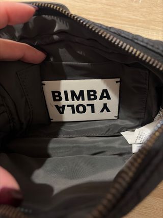 Bolso Bimba y Lola negro acolchado