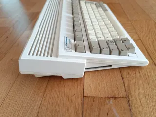 Commodore Amiga 600 completo