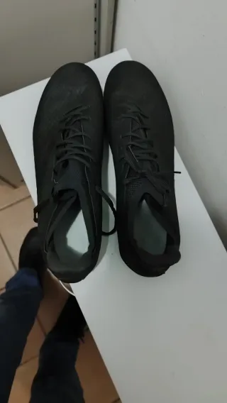 Scarpe da calcio numero 47