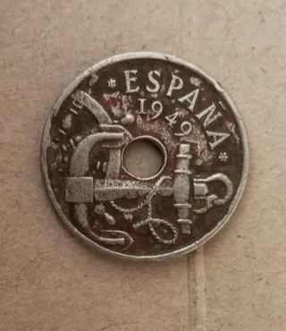 Moneda 50 céntimos 1949 con agujero