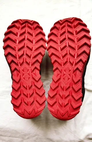 Zapatillas trail running Saucony Xodus  talla 44