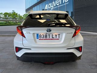 Toyota C-HR 1.8 125H Advance 90 kW (122 CV)