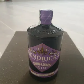 Fever-Tree & Hendrick's Grand Cabaret box