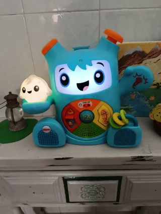 Muñeco interactivo Fisher Price