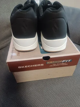 Skechers Uno Stand On Air Hombre Negro/Blanco