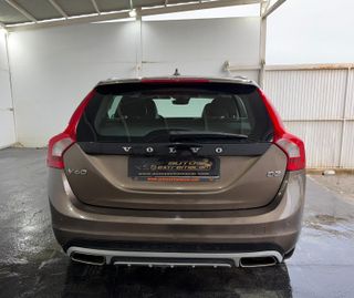 VOLVO V60 CROSS COUNTRY 2.0 D3 KINETIC AUTO 150CV
