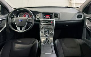 VOLVO V60 CROSS COUNTRY 2.0 D3 KINETIC AUTO 150CV