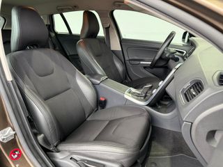 VOLVO V60 CROSS COUNTRY 2.0 D3 KINETIC AUTO 150CV