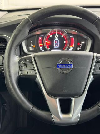 VOLVO V60 CROSS COUNTRY 2.0 D3 KINETIC AUTO 150CV