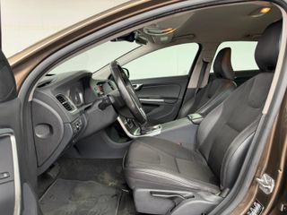 VOLVO V60 CROSS COUNTRY 2.0 D3 KINETIC AUTO 150CV