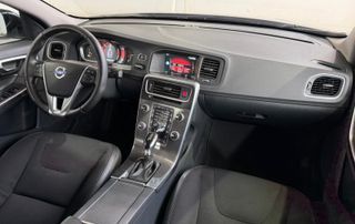 VOLVO V60 CROSS COUNTRY 2.0 D3 KINETIC AUTO 150CV