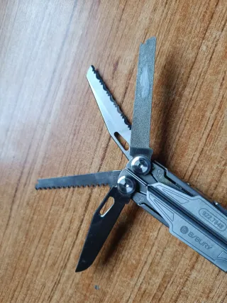 Multiherramienta Bibury