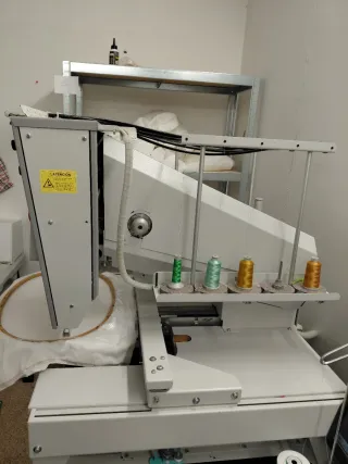 Máquina de bordar industrial POWERSTICK