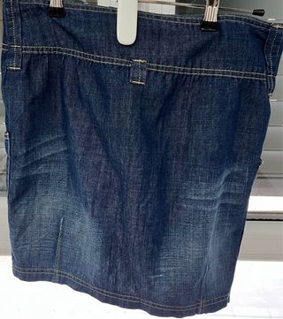 Falda vaquera botones dorados