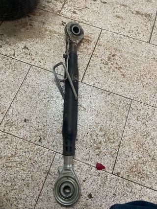 Tercer punto tractor goma fuerte