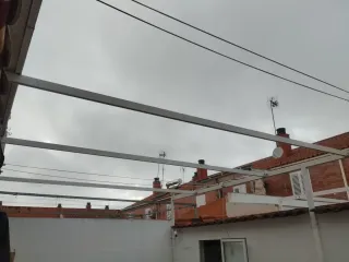 Toldo palillero metálico