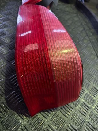 Pilotos Traseros Peugeot 106 Sport MK2