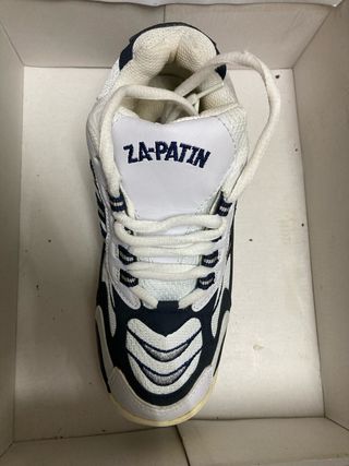 Deportivas con ruedas, talla 36