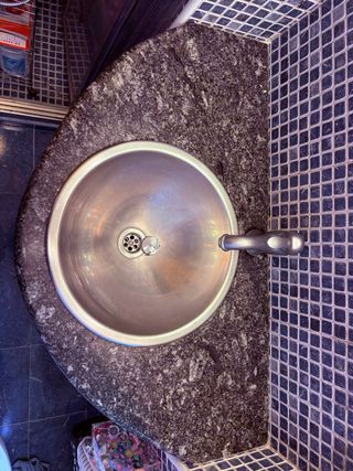 Lavabo de acero inoxidable con encimera