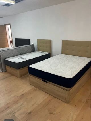 Liquidación: canapés y colchones armarios y sofass