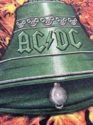 Camiseta Ac/Dc Hells Bells Vintage Bootleg