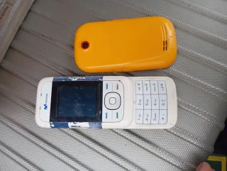 Lote 3 Móviles Antiguos: Nokia, LG, Samsung