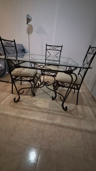 Juego comedor cristal y metal 4 sillas