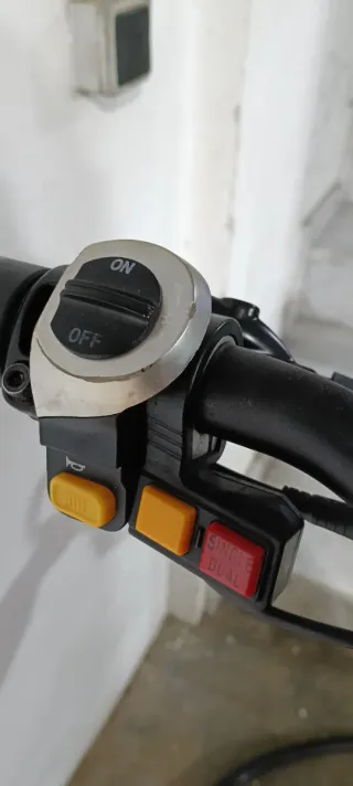 Patinete eléctrico dual