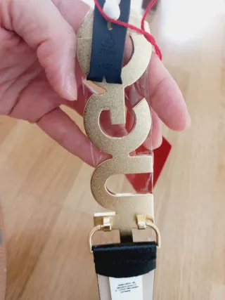 Cinturón HUGO Negro y Dorado