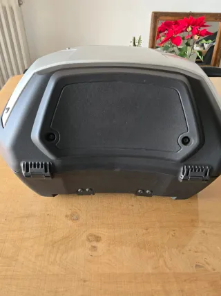 TOP CASE BAUL (50l). HONDA X ADV 750