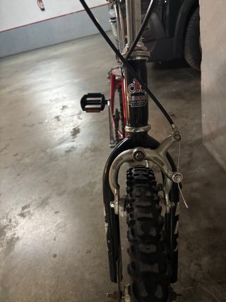 Bicicleta BMX Roja Forever