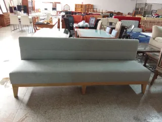 Sofá 4 plazas gris claro