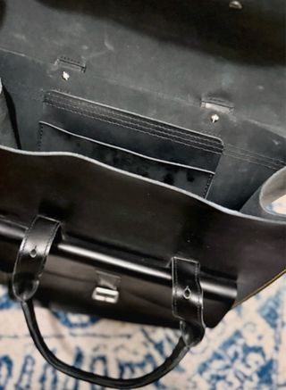 Mochila Dr. Martens de cuero negra