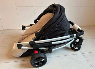 Carrito de bebé y capazo color negro, NUEVO.