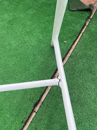 Perchero de pie blanco precio negociable