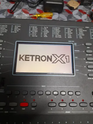 Teclado Ketron X1